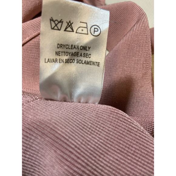 Women's BCBGMAXAZRIA Deep V-Neck Cut Out Bandage Bralette Crop Top Pink Size XS - Picture 9 of 9